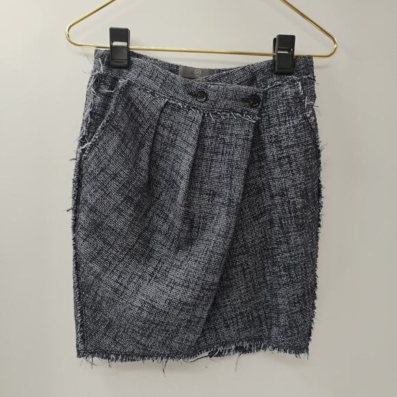 ALEXANDER McQUEEN Tweed Wrap Pleated Skirt with Belt Dark Gray size 38 F/S EUC - Picture 9 of 16